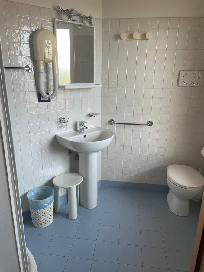 Vittoria Rooms Peschiera Peschiera del Garda Eksteriør bilde