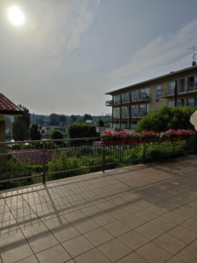 Vittoria Rooms Peschiera Peschiera del Garda Eksteriør bilde
