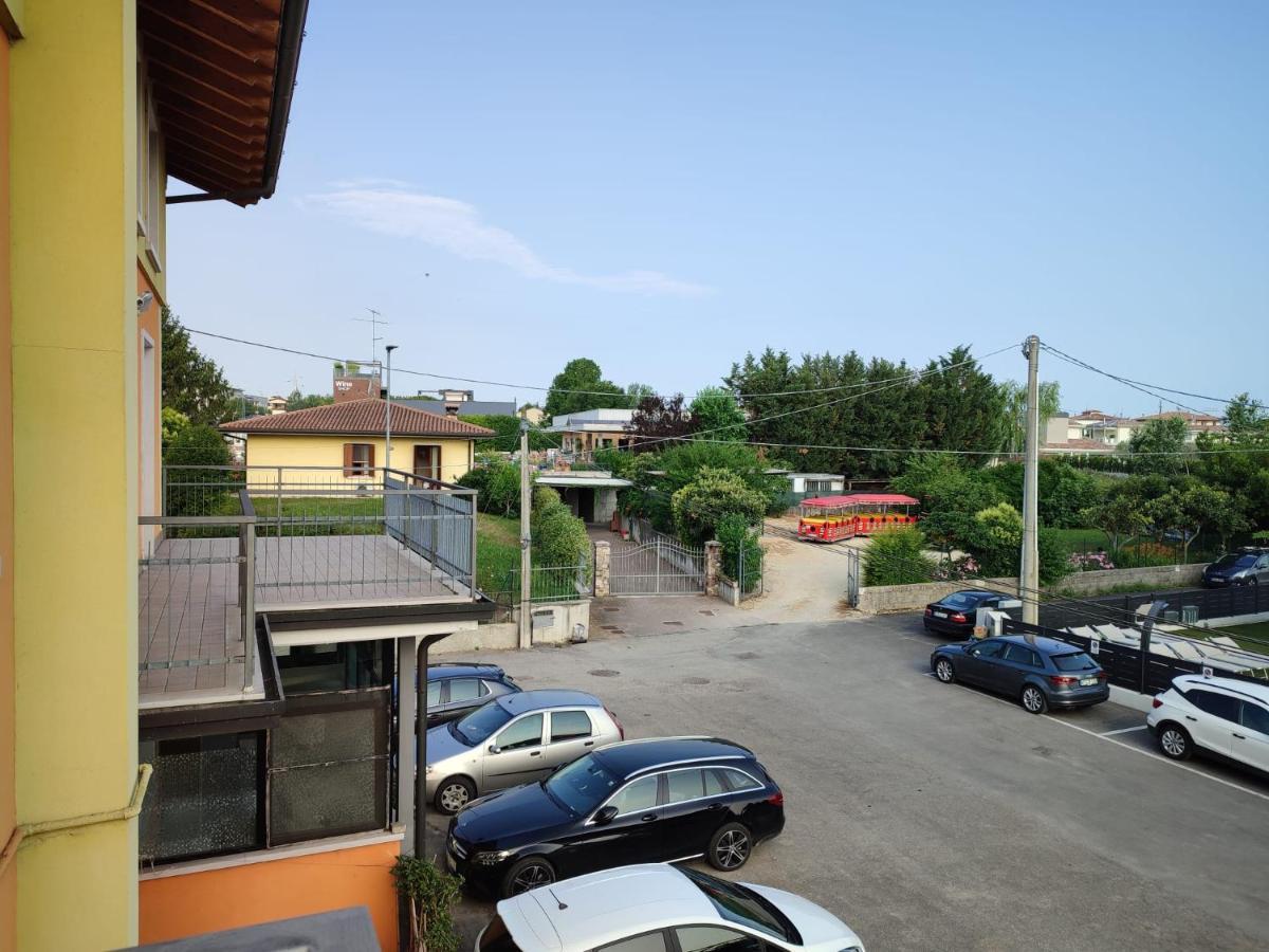 Vittoria Rooms Peschiera Peschiera del Garda Eksteriør bilde