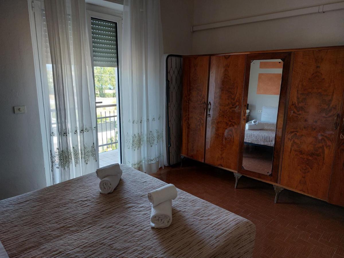 Vittoria Rooms Peschiera Peschiera del Garda Eksteriør bilde