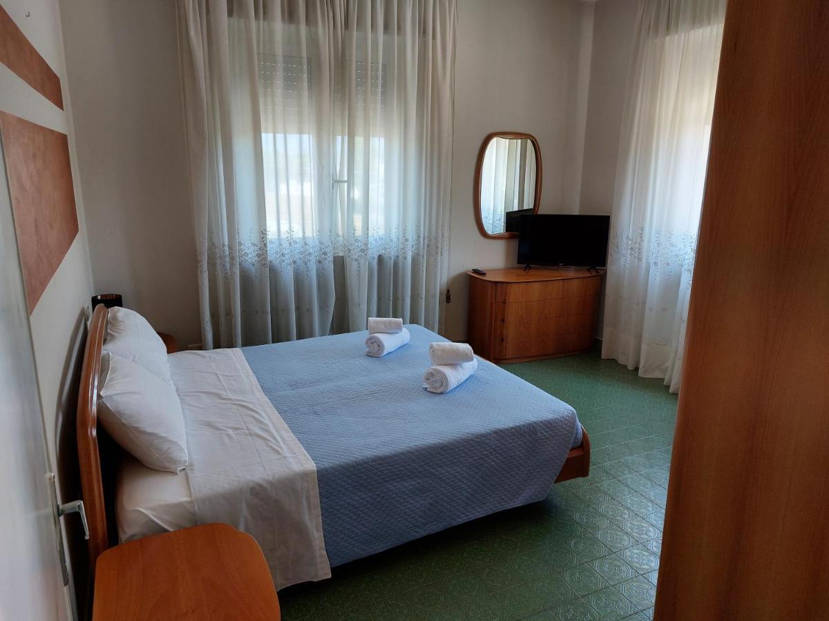 Vittoria Rooms Peschiera Peschiera del Garda Eksteriør bilde